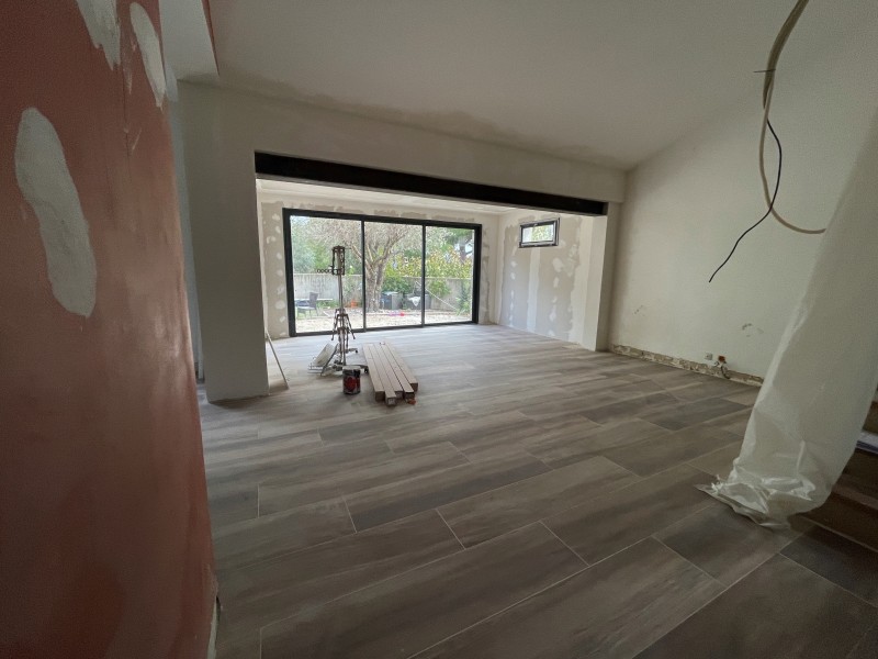 Devis de rénovation maison complète, pose de carrelage à Lattes proche de Montpellier dans l’Herault.