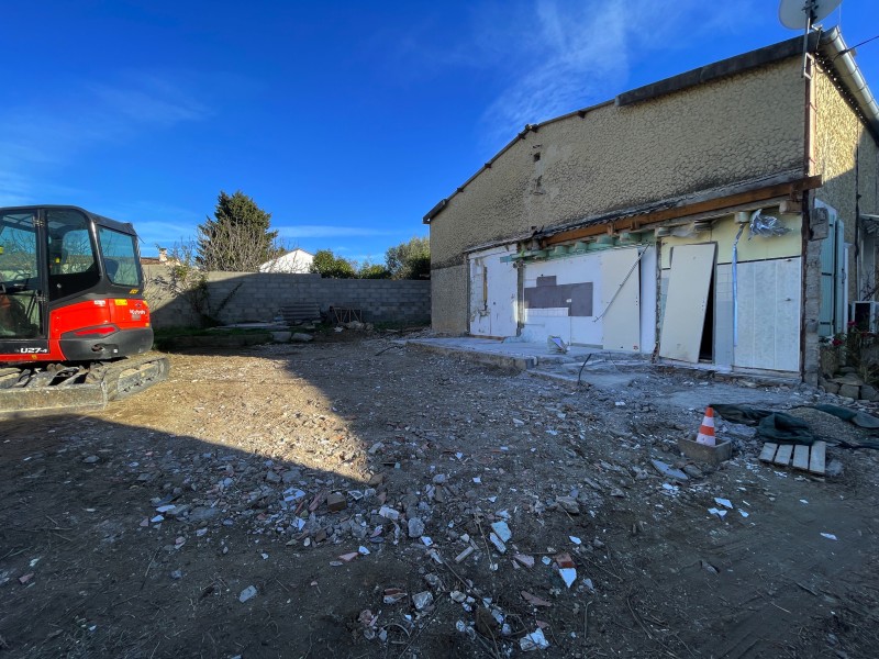 Devis construction de maison neuve individuelle, plans sur mesure, devis gratuit sur Aubord à proximité de Nîmes dans le Gard. implantation 
 de maison.