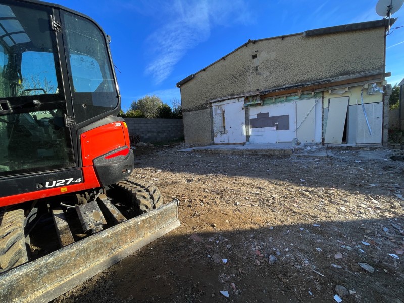 Devis construction de maison neuve individuelle, plans sur mesure, devis gratuit sur Aubord à proximité de Nîmes dans le Gard. implantation 
 de maison.