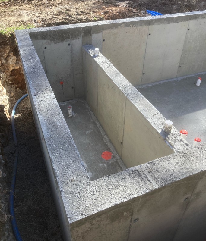 Retour sur cette piscine monobloc 8 par 3 proche de Sète à Montbazin (34)