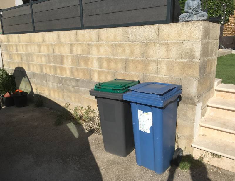 Rénovation de mur de clôture avec enduit de façade, secteur Vaunage à Clarensac dans le 30 