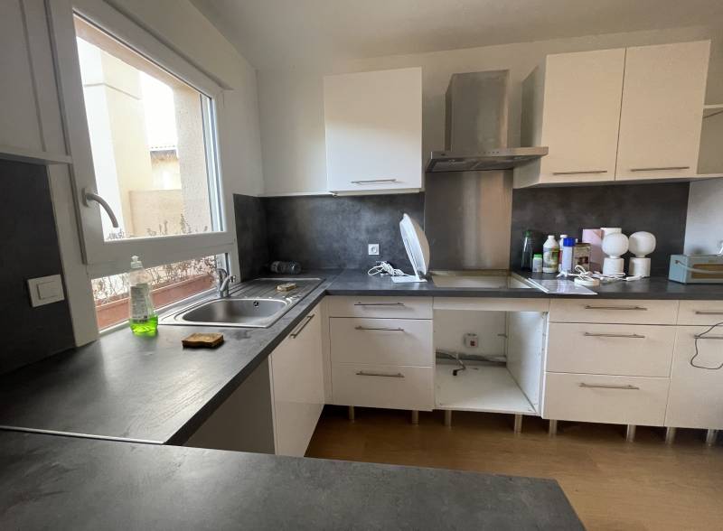 Rénovation d'une cuisine dans une rénovation globale de maison dans le Gard proche de Nîmes   