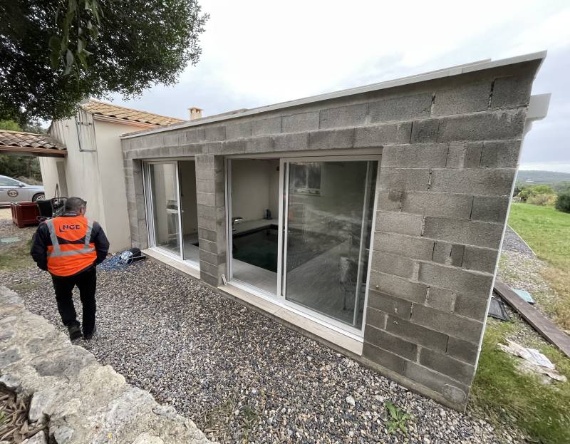 Maison Loucassie extension de maison à  Fontvieille proche d'Arles 