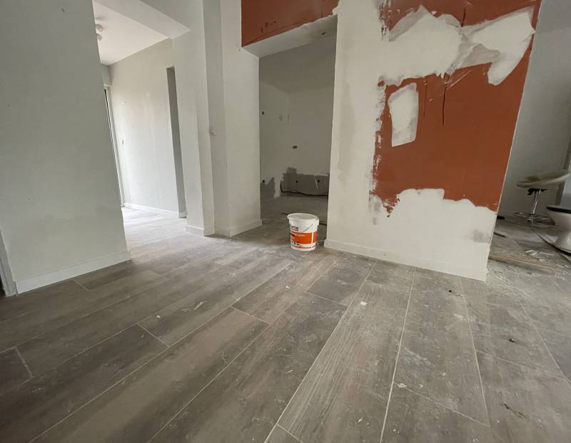 Projet rénovation globale de maison : rénovation peinture dans le secteur Nîmes Vaunage dans le Gard 30