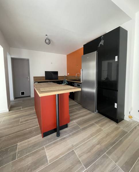 Rénovation globale de maison : rénovation cuisine à Aujargues proche de Sommière dans le Gard 30