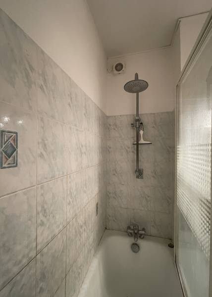 Projet rénovation d'une salle de bain à Arpaillargues proche d'Uzès dans le Gard 30.