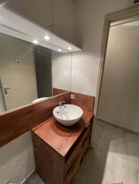 Rénovation d'une salle de bain à Saint Maximin aux alentours d'Uzès dans le Gard 30.