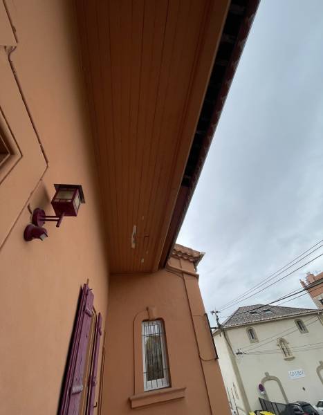 Devis pour la rénovation de la toiture dans une rénovation globale de maison à Saint-Quentin-la-Poterie proche d'Uzès dans le Gard 