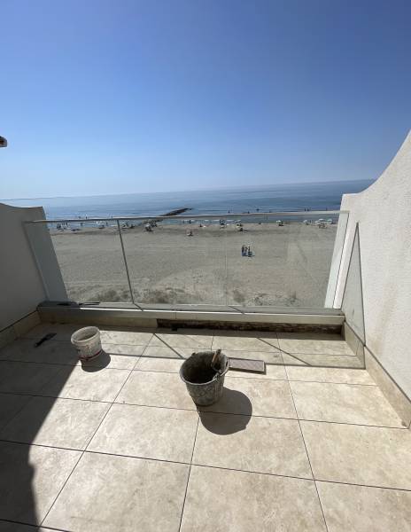 Rénovation globale d'appartement : rénovation terrasse au Boucanet  proche de Nîmes 30