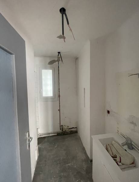 Rénovation globale de maison : rénovation de la salle de bain à Marguerittes proche de Nîmes dans le Gard 30.