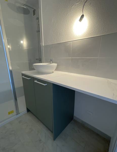 Projet rénovation d'une salle de bain à Saint  Maximin aux alentours d'Uzès dans le Gard 30.