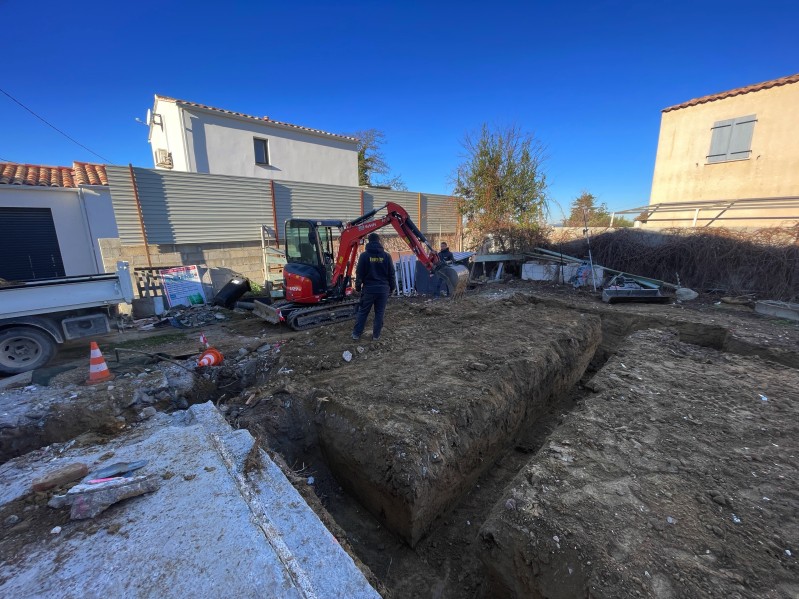 Constructeur de maison neuve à Bouillargues dans le 30 proche de Nîmes, mise en place des fondations.