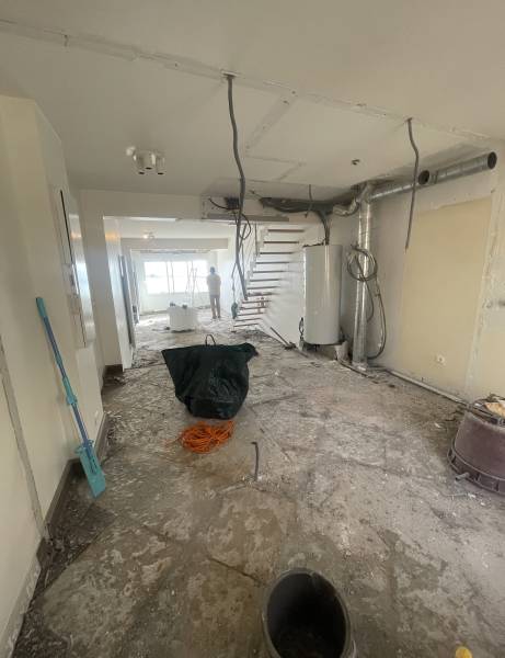 Démolition et réagencement à Manduel proche de Nîmes dans le Gard (30)