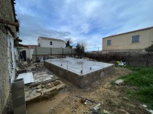 Coule d'une dalle en béton pour le rez-de-chaussée à Poulx proche de Nîmes dans le Gard 30