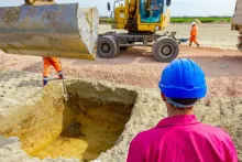 Réalisation de l'étude de sol avec Maison Loucassie pour votre projet de construction